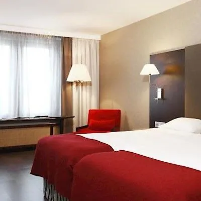 Szálloda Nh Mechelen